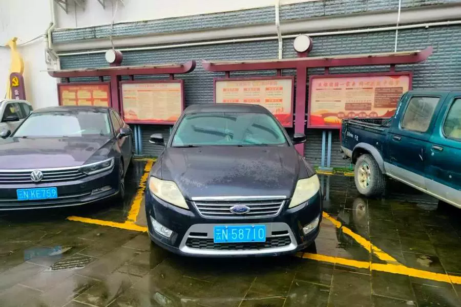 车辆